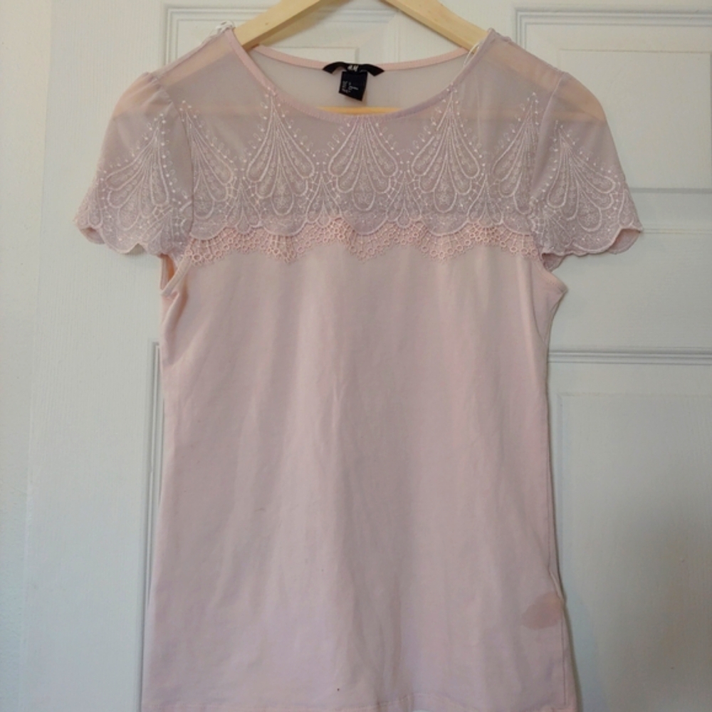 H&M Pink tshirt Small